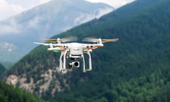 珠峰可以用无人机吗